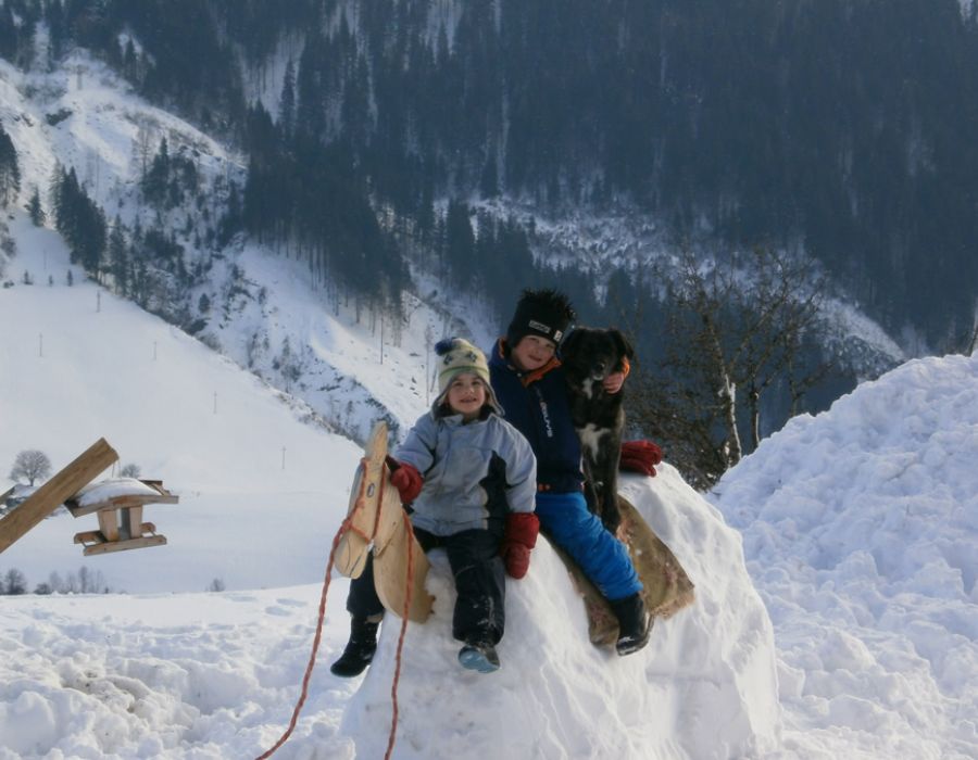 Kinder Schnee Spass